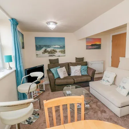 Thalassa Apartment Scarborough